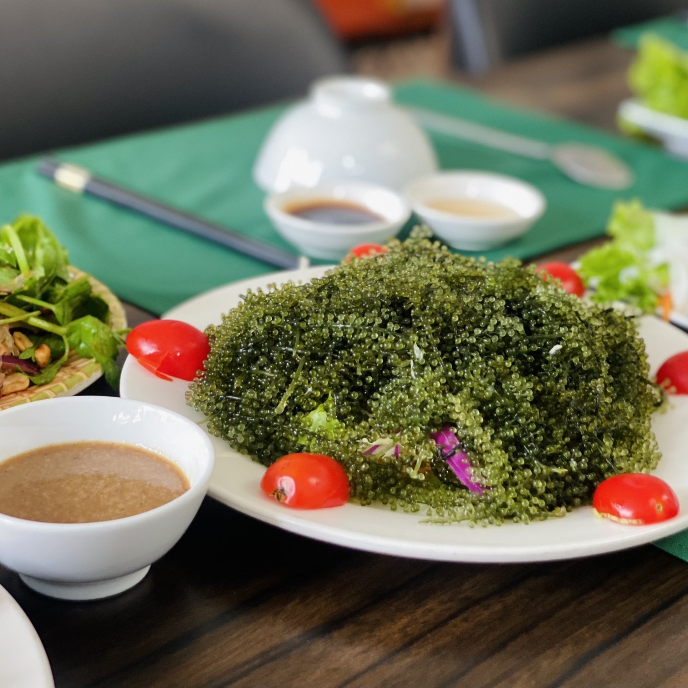 Salad Rong Nho - Ảnh 1