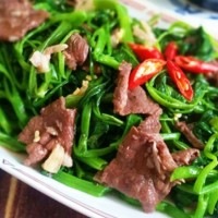 Bò xào rau muống - Ảnh 1