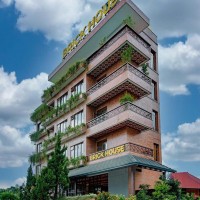 Brick House Đà Lạt : 50 Pasteur, Phường 4, Đà Lạt, Lâm Đồng, Việt Nam - Ảnh 1