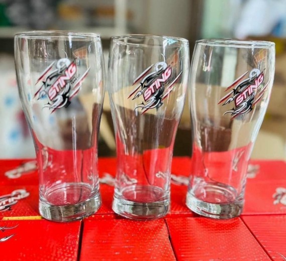 HỘP 4 LY EO THUỶ TINH PHẨM STING