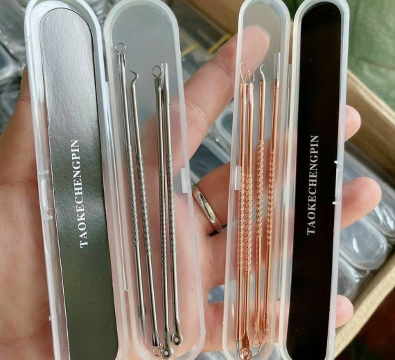 Bộ nặn mụn 4 chi