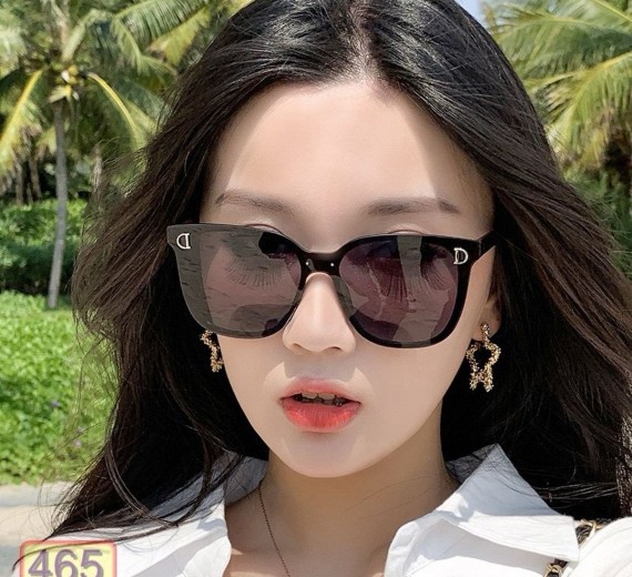 Mắt kính thời trang unisex