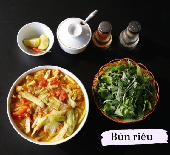 Bún Riêu