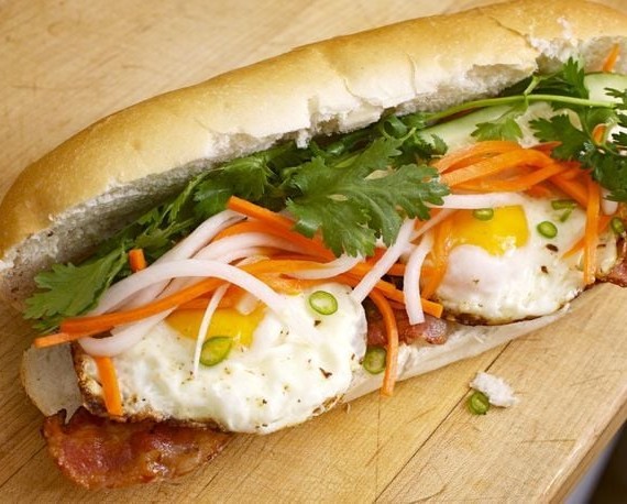 Bánh mì Ốp La