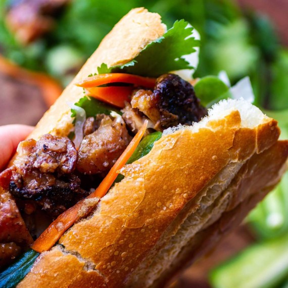 BÁNH MÌ KHƯƠNG