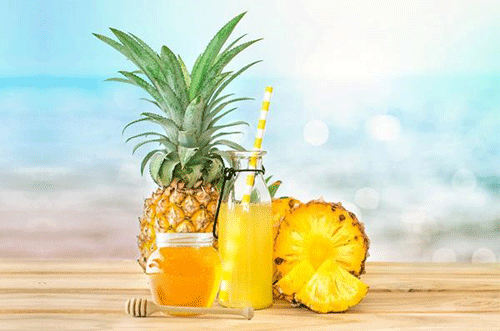 Nước ép Dứa                                                      Pineapple Juice