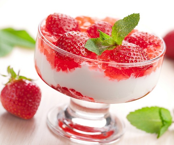 Sữa Chua Dâu Tây                      Strawberry Yogurt - Ảnh 1