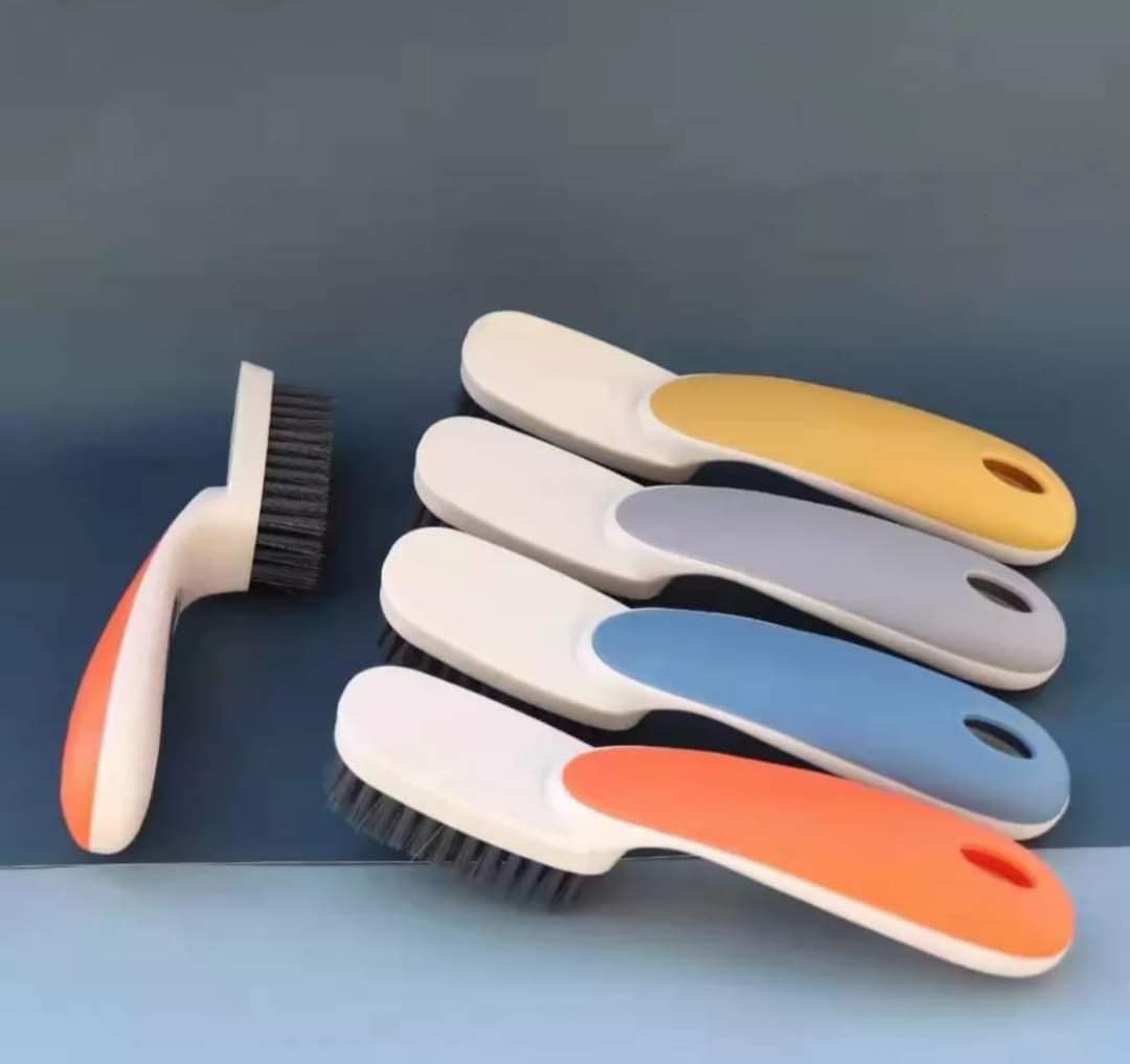 Bàn chải đánh giầy có tay cầm nhỏ xinh - Ảnh 1
