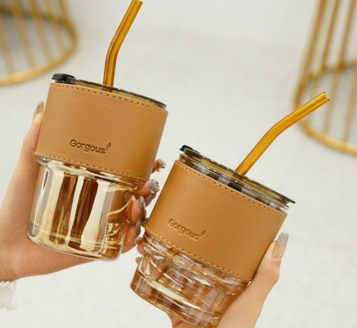 Cốc thuỷ tinh bọc da có ống hút 450ml - Ảnh 1