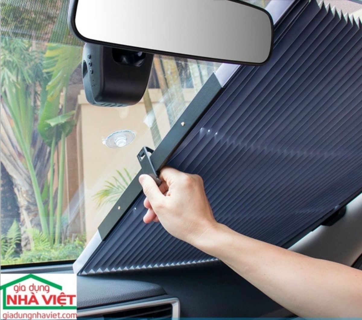 Rèm Che chắn nắng cuộn gọn gàng cho ô tô - Ảnh 1