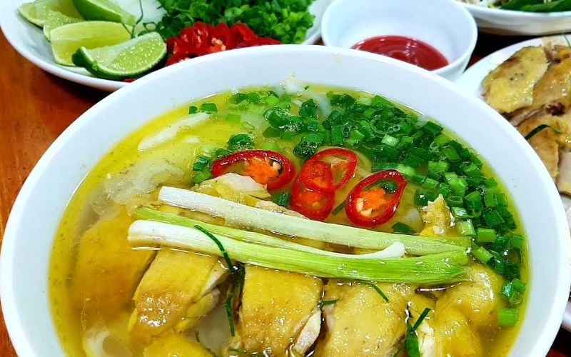 Phở Gà Truyền Thống - Ảnh 1