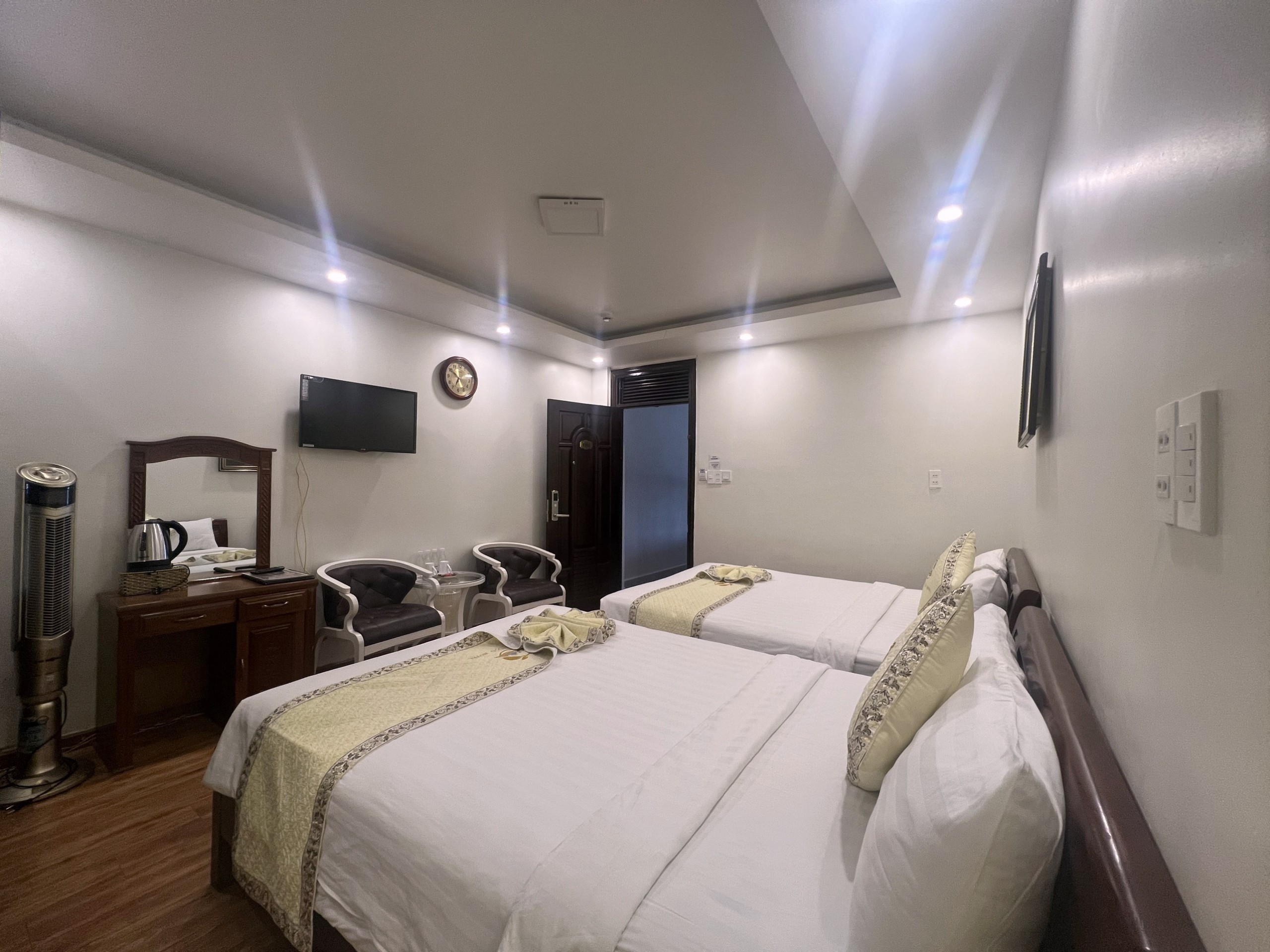 Phòng đôi: Thành Đô Hotel - Số 50 Nguyễn Chí Thanh,TP Đà Lạt. - Ảnh 9