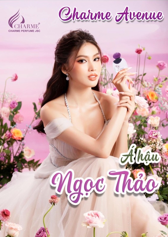 Nước hoa nữ thơm lâu Charme Avenue 35ml mùi hương nhẹ nhàng quyến rũ từ hoa cỏ lưu hương tinh tế - Ảnh 1